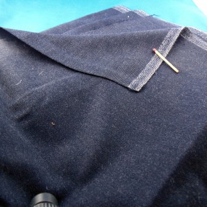 Tissu en laine épaisse et douce160 cm au mètre