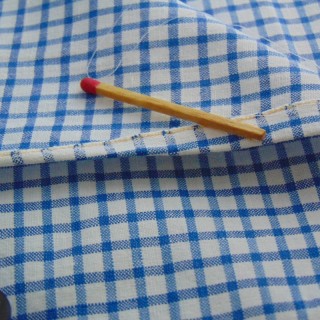 Coupon de tissu ancien en  coton à carreaux 95x140cm