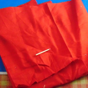 Coupon de coton fin rouge largeur 40x68 cm