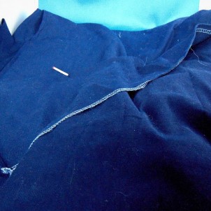 Cupón de lona de algodón azul marino de 90 cm de ancho