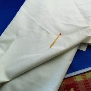 Viejo cupón de algodón para bordar ancho 55 cm